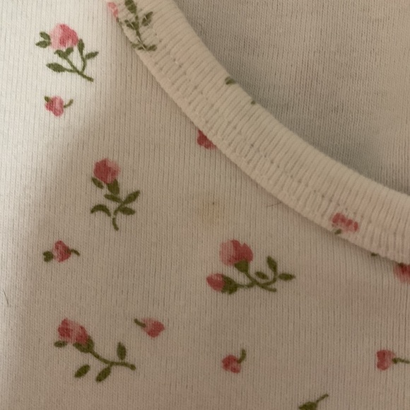 Brandy Melville Pink Floral Zelly Top - Picture 3 of 3